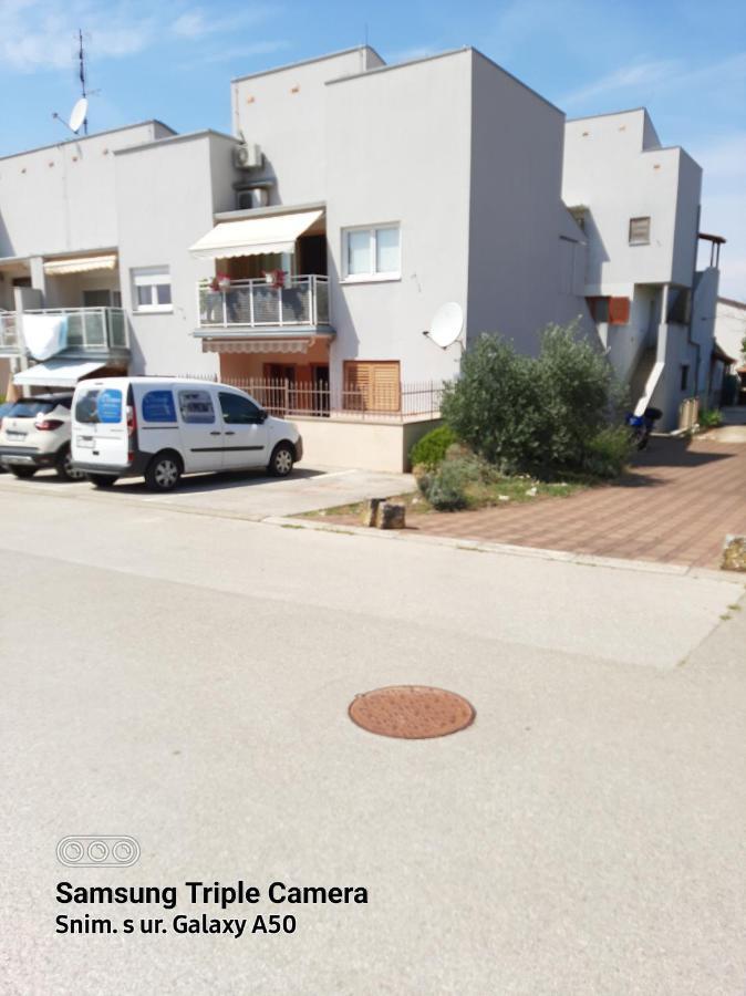 Medo Apartment Novigrad Istria Exterior foto